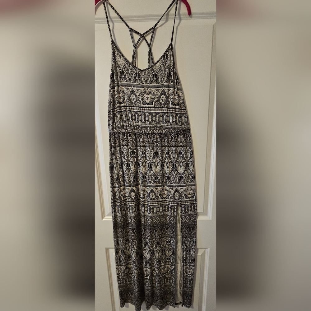 American Eagle Outfitters Black and Cream Printed Strappy Maxi Dress With Slit